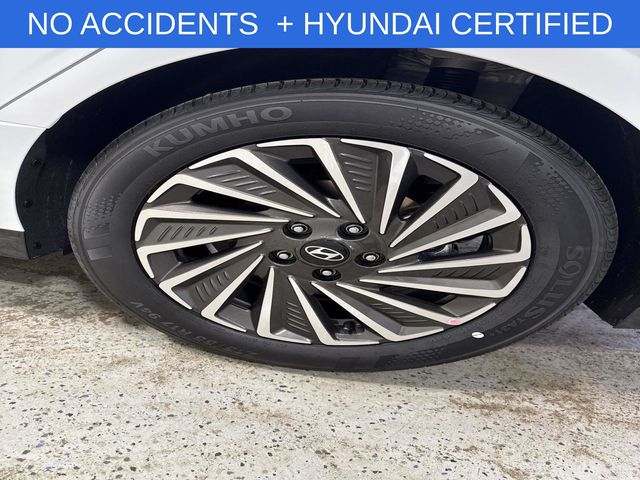 2025 Hyundai Sonata Hybrid