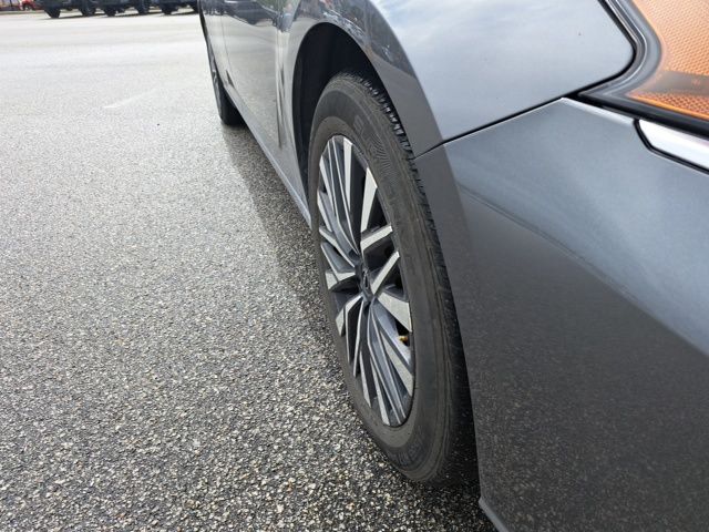 Used 2024 Gray Nissan 2.5 SV image 4