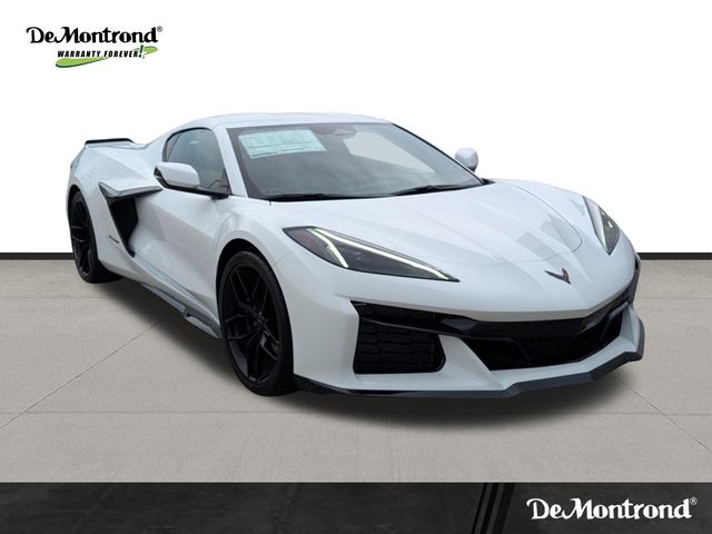 New 2026 White Chevrolet Z06 image 3