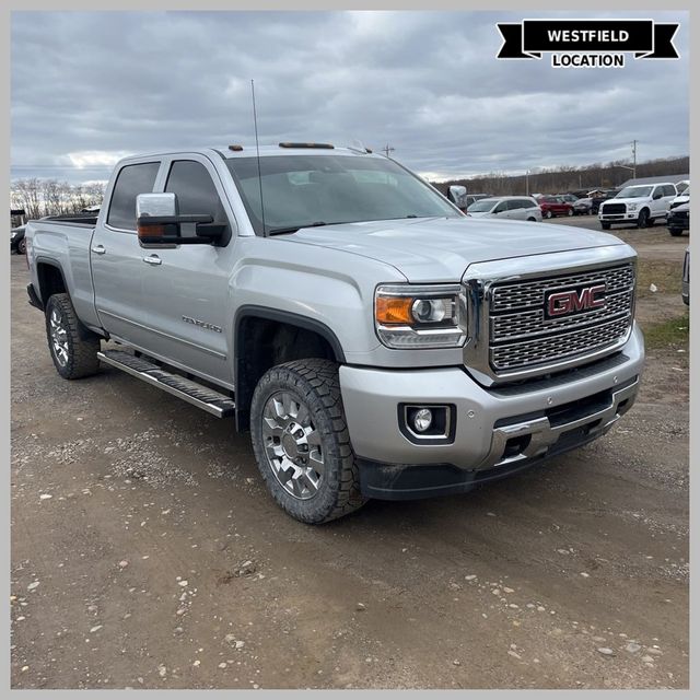 2018 GMC Sierra 2500HD Denali Crew Cab SB 4WD