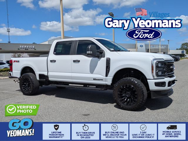 Oxford White 2024 Ford F-250 Super Duty XL Crew Cab 4WD Pickup Truck Four-Wheel Drive Automatic