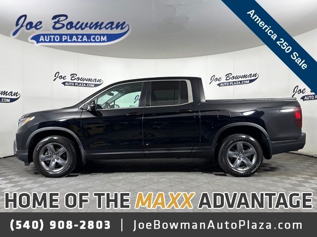 Crystal Black Pearl 2021 Honda Ridgeline Pickup Truck All-Wheel Drive 9-Speed Automatic