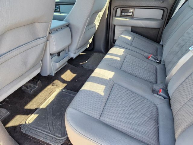 2014 Tuxedo Black Metallic Ford F-150 XLT 4X4 Truck