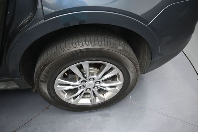 2020 Cadillac XT5 Premium Luxury Gray at Bayway Cadillac Southwest