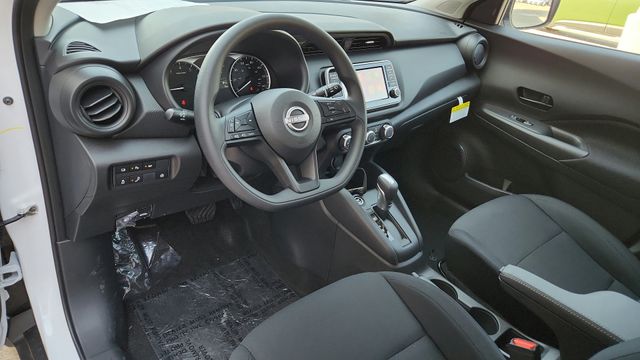 2025 Nissan Kicks Play