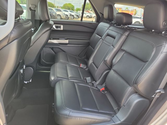 2020 Ford Explorer XLT - 10
