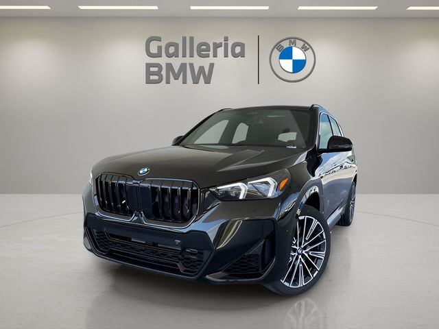 2026 BMW X1 28i's photo