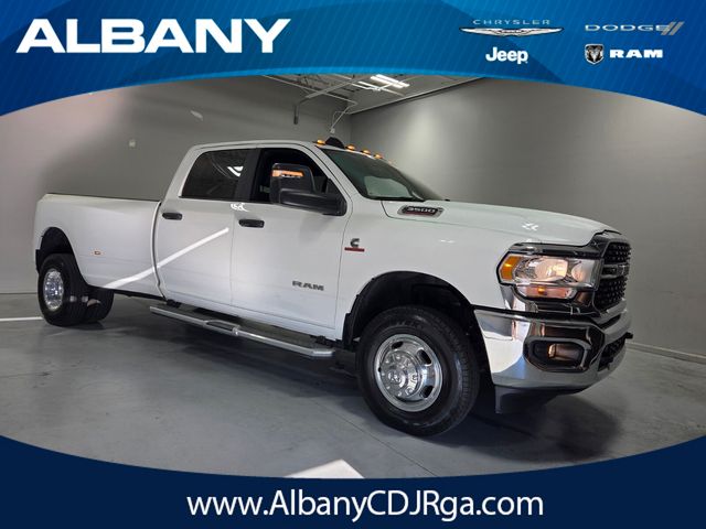 2024 RAM 3500 Big Horn Crew Cab LB DRW 4WD