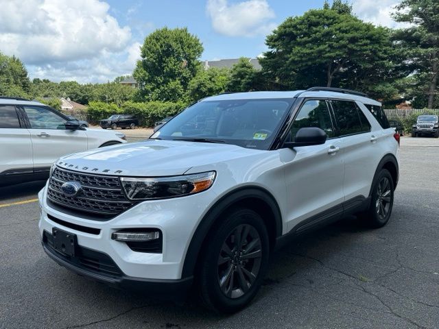 Oxford White 2021 Ford Explorer SUV / Crossover All-Wheel Drive Automatic