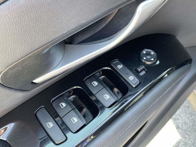 Used 2022 Blue Hyundai SEL image 18