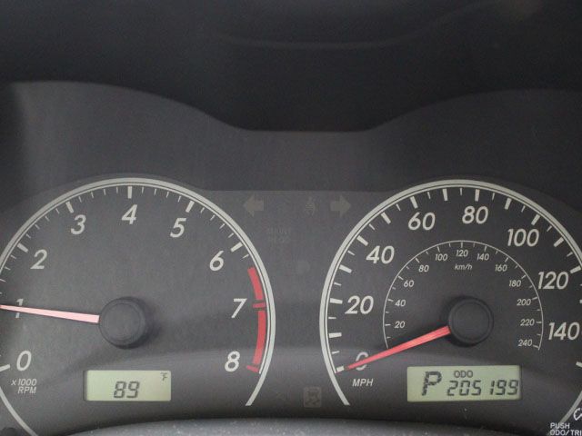Used 2011 Magnetic Gray Metallic Toyota LE image 11