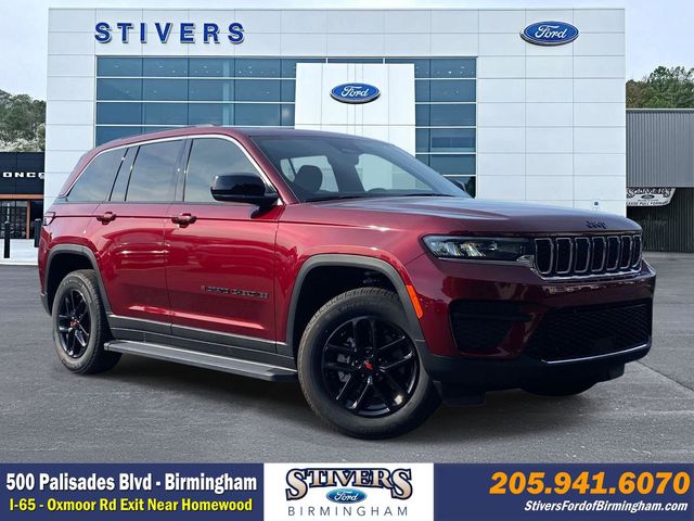 Velvet Red Pearlcoat 2025 Jeep Grand Cherokee Laredo X RWD SUV / Crossover 4X2 8-Speed Automatic