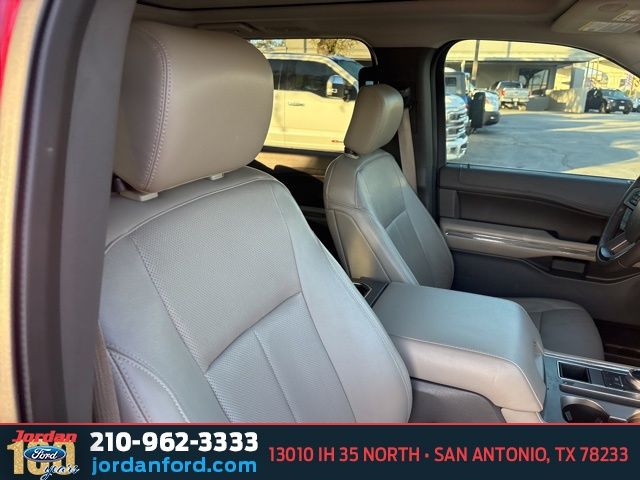 Used Car 2018 Ford Expedition  Xlt For Sale Under $25,000 In San Antonio, Texas