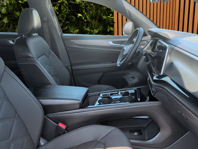 2024 VOLKSWAGEN ATLAS CROSS SPORT SE • 2.0L TURBO • FWD CLEAN CARFAX • 1 OWNER PANORAMIC SUNROOF • APPLE CARPLAY • ADAPTIVE CRUISE • BLIND SPOT MONITOR Thumbnail