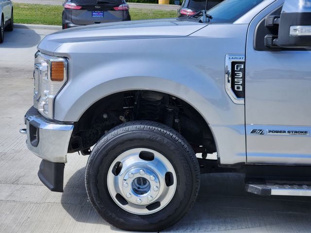 2022 Iconic Silver Metallic Ford F-350SD Lariat 4X4 Truck