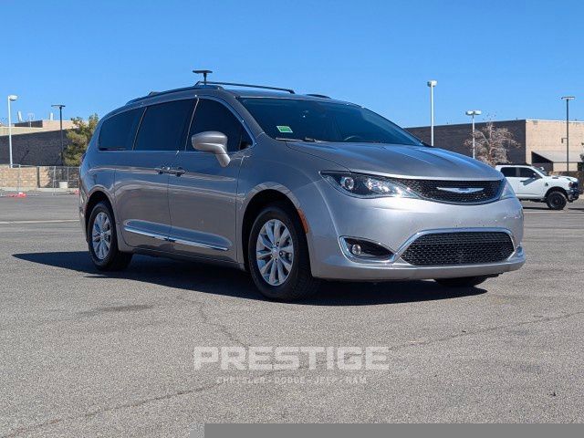 2019 Chrysler Pacifica Touring L 5