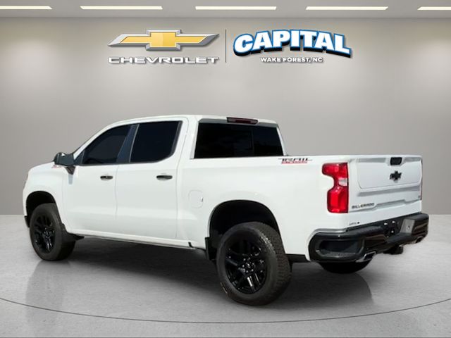 Used 2025 White Chevrolet LT Trail Boss image 3