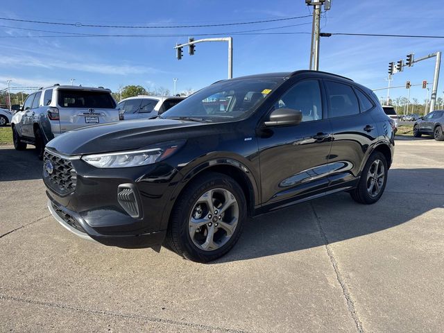 2023 Ford Escape ST-Line - 2