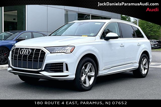 GLACIER WHITE 2023 Audi Q7 quattro Premium 55 TFSI SUV / Crossover All-Wheel Drive 8-Speed Automatic