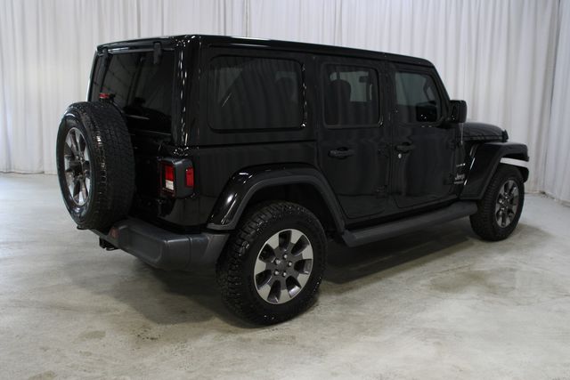 Used 2018 Black Jeep Unlimited Sahara image 32