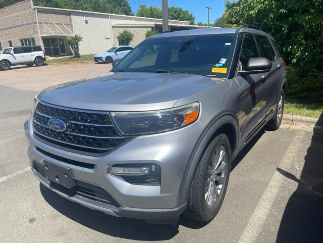 2020 Ford Explorer XLT RWD's photo