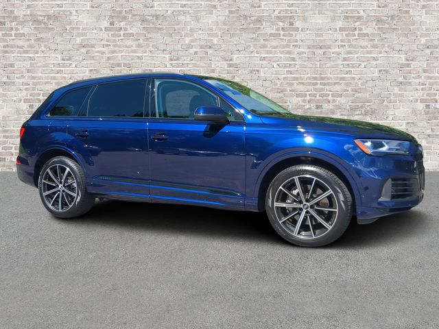 Navarra Blue Metallic 2021 Audi Q7 quattro Premium Plus 55 TFSI SUV / Crossover All-Wheel Drive 8-Speed Automatic