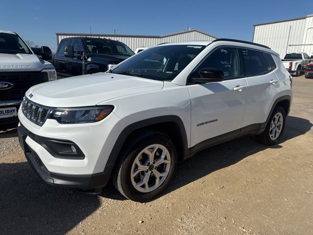 2025 Jeep Compass Latitude 4WD
