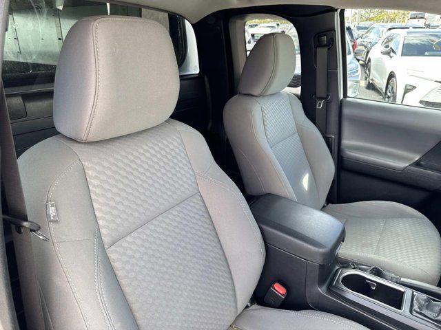 2022 Toyota Tacoma SR5 - Photo 15