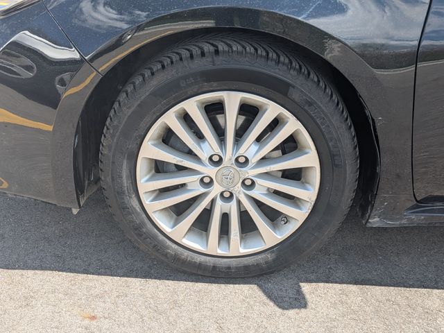 2015 Toyota Avalon Hybrid - Image 33