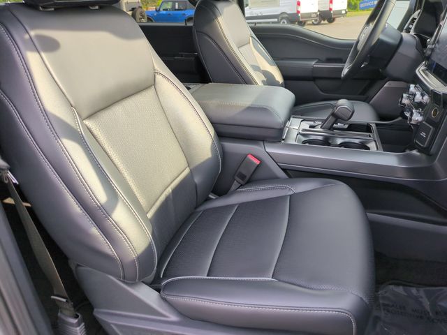 New 2026 Carbonized Gray Metallic Ford Lariat® image 32
