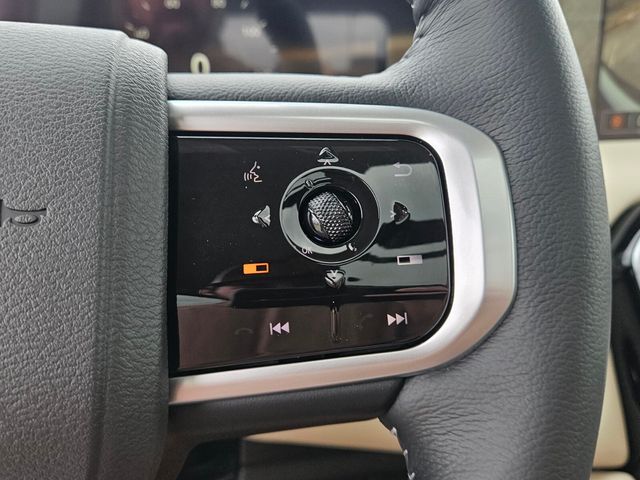 New 2026 Black Nissan Platinum image 27