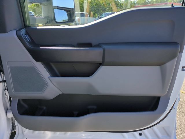 Used 2026 White Ford XL image 30