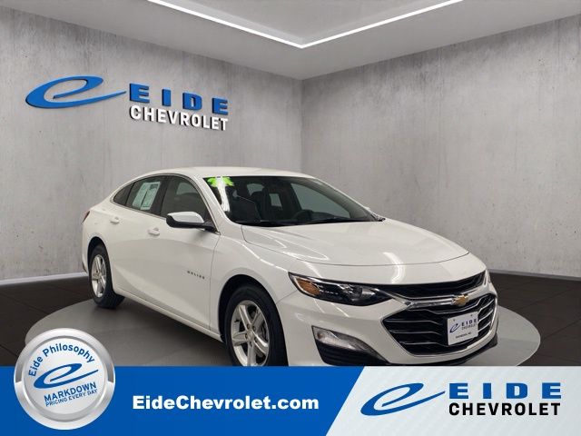 2024 Chevrolet Malibu LT with 1LT FWD