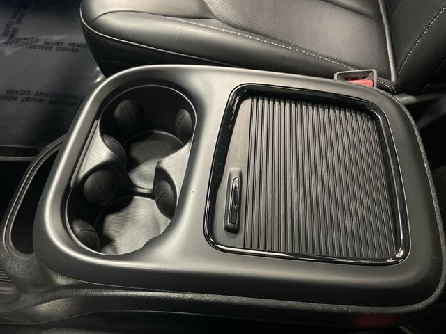 2023 Chrysler Pacifica Touring L photo