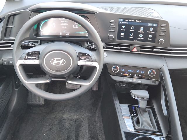 Used 2025 Hyundai Elantra Hybrid Sedan