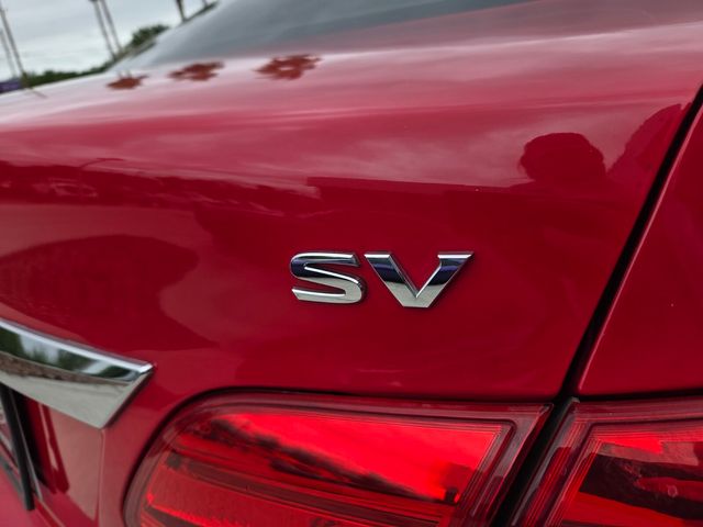 Used 2016 Red Nissan SV image 12