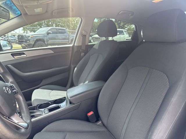 2019 Hyundai Sonata SE White at Martin Chrysler Dodge Jeep Ram