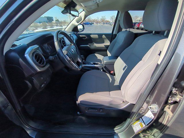 2022 Toyota Tacoma SR5 - Photo 8