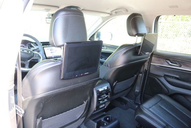 Used Car 2023 Jeep Grand Cherokee L  Limited For Sale Under $35,000 In Austin, Texas