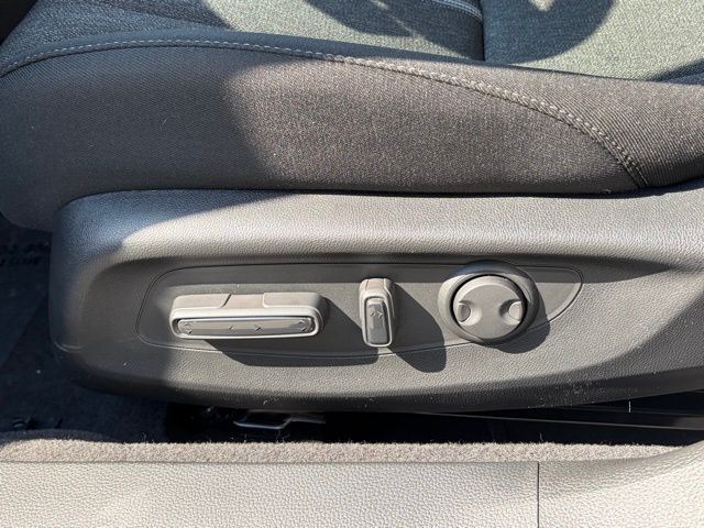 new 2026 Honda Accord Hybrid car, priced at $33,972