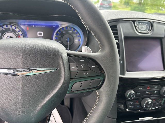2023 Chrysler 300 S photo