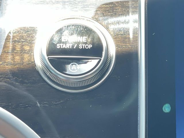 Used 2025 Mercedes-benz GLC SUV