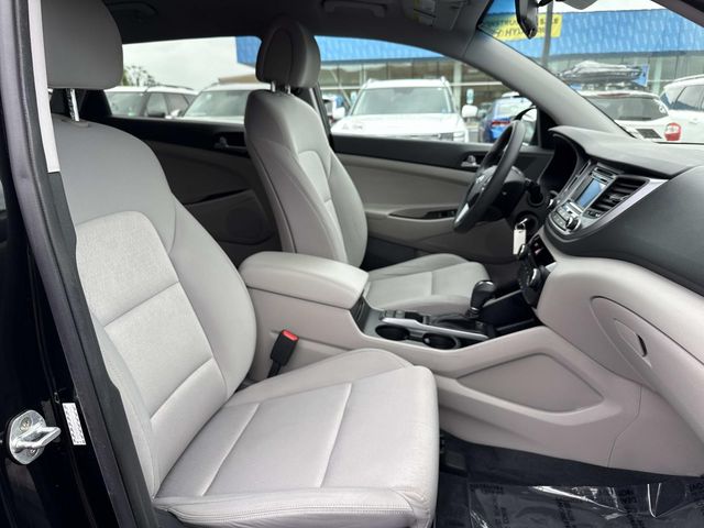 2017 Hyundai Tucson SE - Photo 15