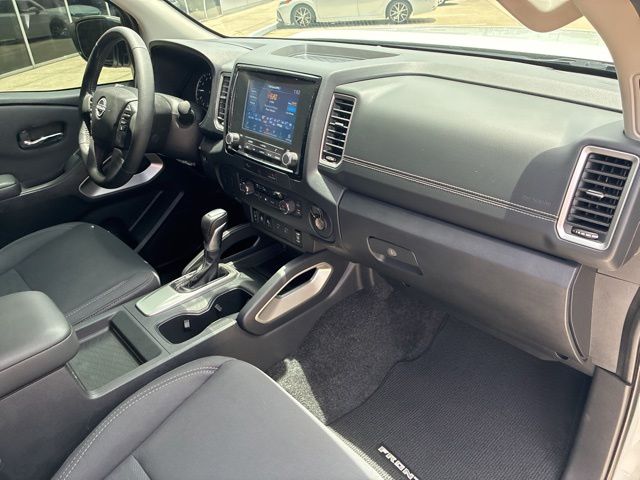 2024 Nissan Frontier SV White at Royal Nissan