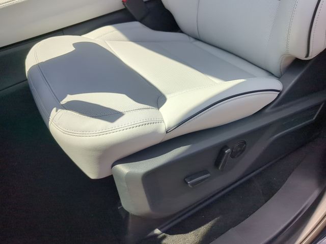 New 2026 Agate Black Metallic Ford Platinum® image 23