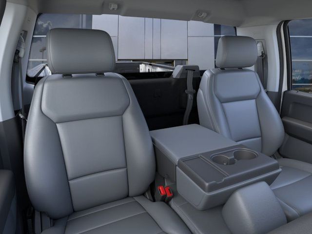 New 2026 Oxford White Ford XL image 10
