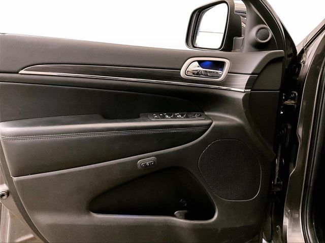 2021 Jeep Grand Cherokee Limited Gray at South Hills CDJR