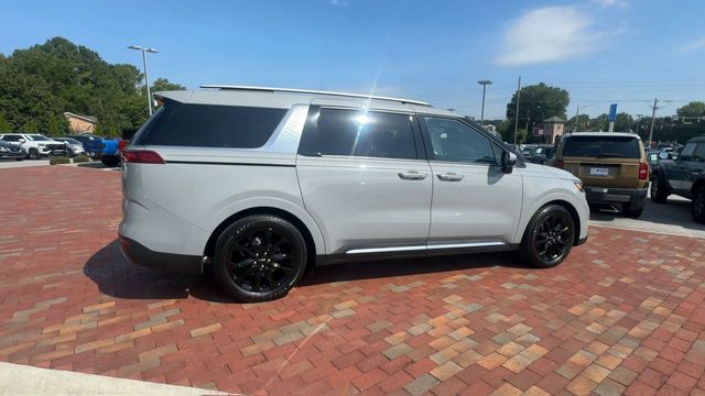 Used 2024 Kia Carnival Van