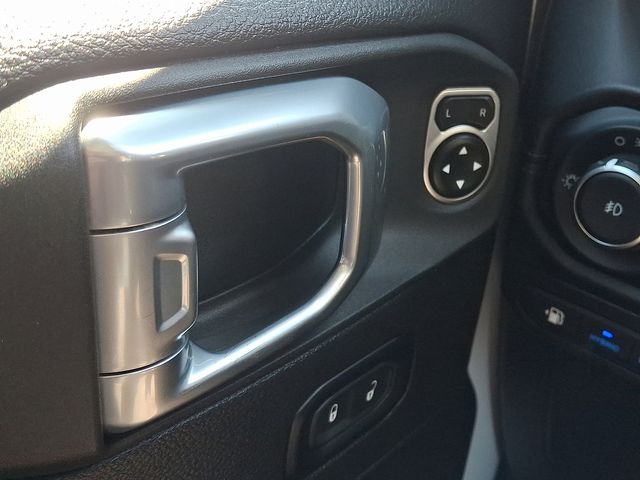 Used 2024 Jeep Wrangler SUV