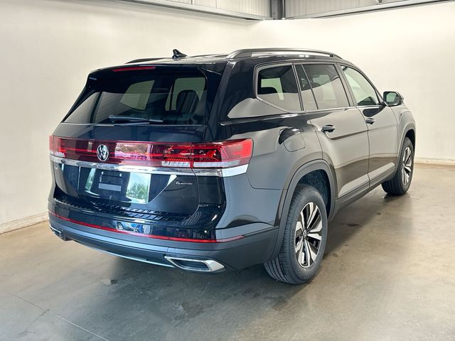 2026 Volkswagen Atlas 2.0T SE Black at South Hills CDJR
